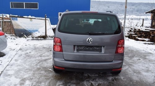 Dezmembrez Volkswagen Touran 1.9 Tdi BLS