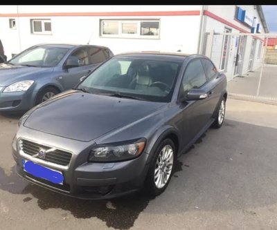 Dezmembrez Volvo C30 1.6 Diesel din 2007 volan pe 