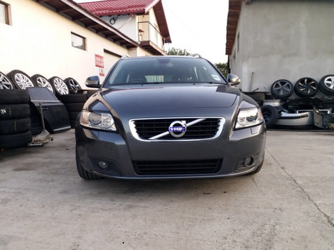 Dezmembrez VOLVO V50 1.6 d D2 euro 5 Model 2012