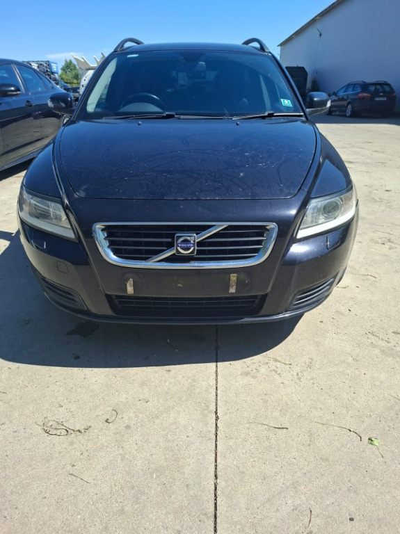 Dezmembrez Volvo V50 2.0 D 2007 D4204T