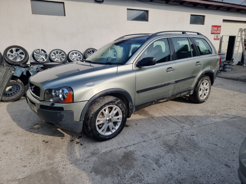 Dezmembrez Volvo Xc90 2.4 diesel D5 2005 cutie automata euro 3