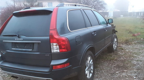 Dezmembrez Volvo XC90 din 2006