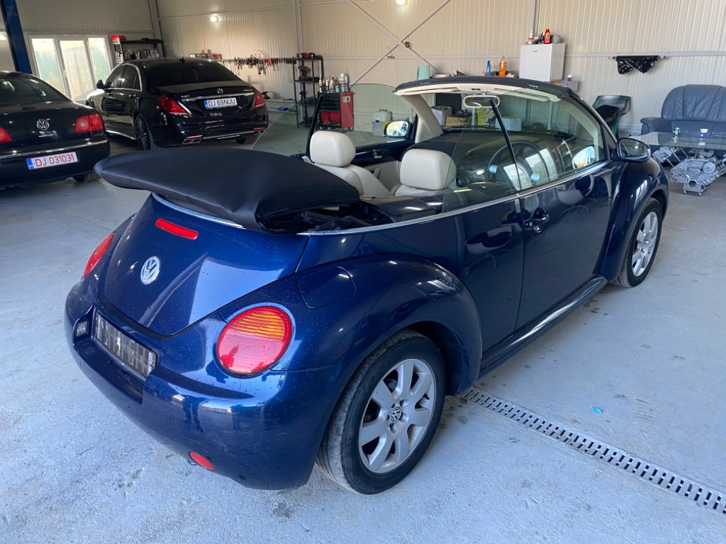 Dezmembrez VW Beetle Cabrio Automat 2.0 