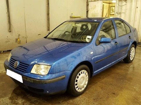 Dezmembrez VW Bora an fabr. 2001, 1.6i 16V