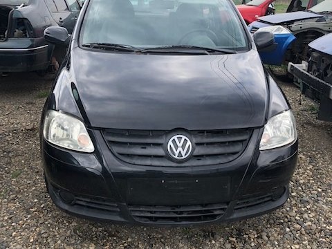 Dezmembrez Vw Fox 1,4tdi BNM, negru, an 2005