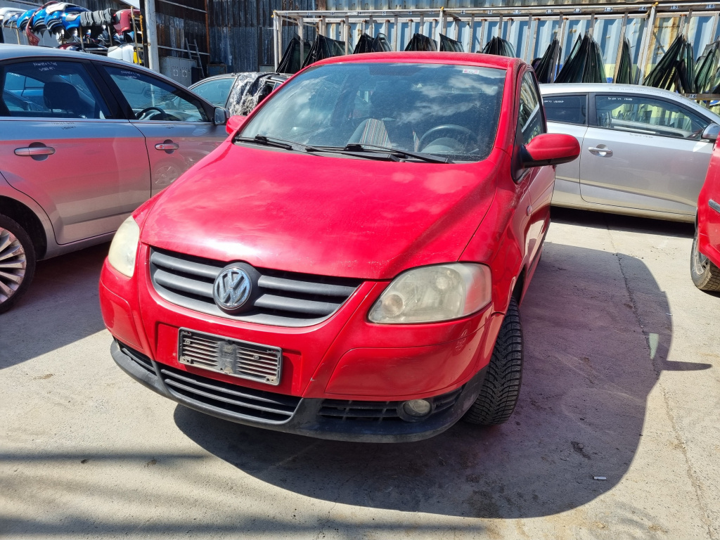 Dezmembrez VW FOX (5Z1, 5Z3) 2003 - 2011 1.4 TDI BNM ( CP: 70, KW: 51, CCM: 1422 ) Motorina