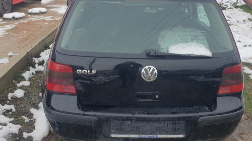 Dezmembrez VW Golf 4 1.6 16v 2001 2002 2