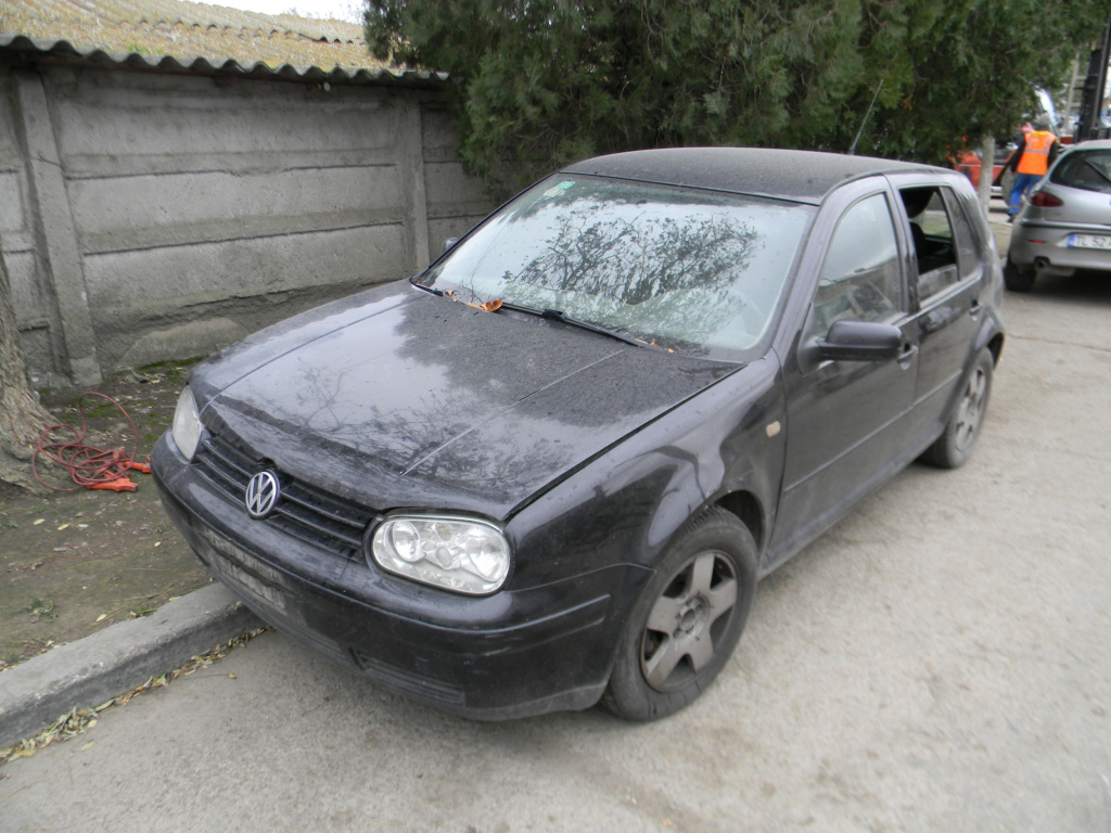 Dezmembrez VW GOLF 4 1997 - 2004 1.9 TDI AHF ( CP: 110, KW: 81, CCM: 1896 ) Motorina