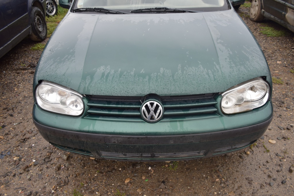 Dezmembrez VW Golf 4 1998 1.6 Benzina