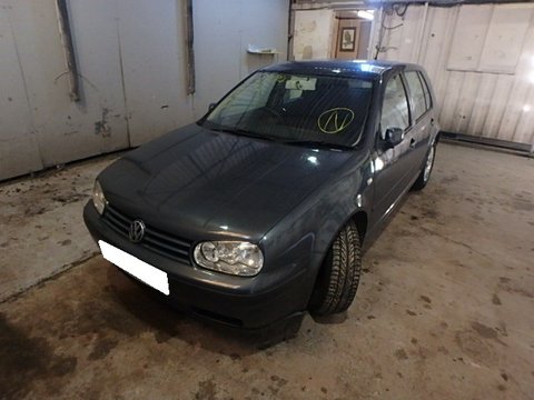 Dezmembrez VW GOLF 4, an fabr. 2002, 1.6i 16V