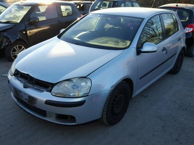 Dezmembrez Vw golf 5 1.6fsi