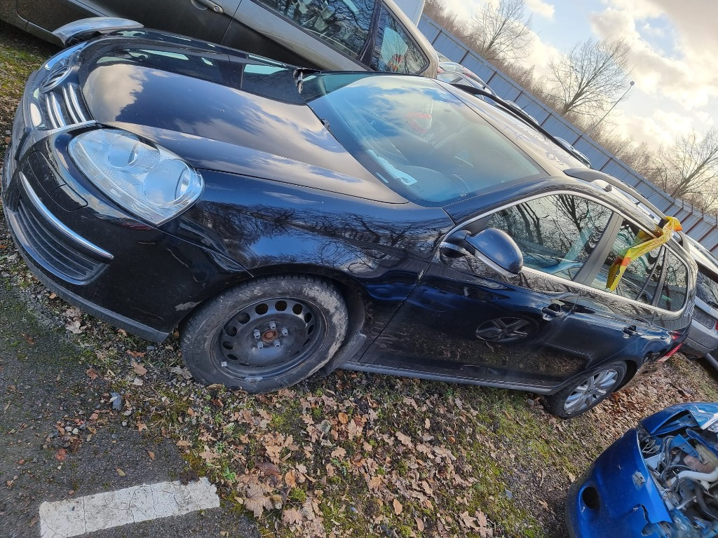 Dezmembrez Vw Golf 5 Break 1.4 TSI cod CAVD manual 6+1