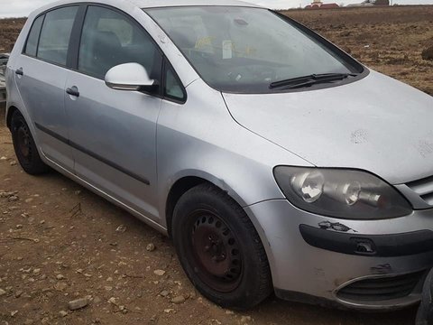 Dezmembrez VW Golf 5 Plus,motor 1.6 FSI,an 2006