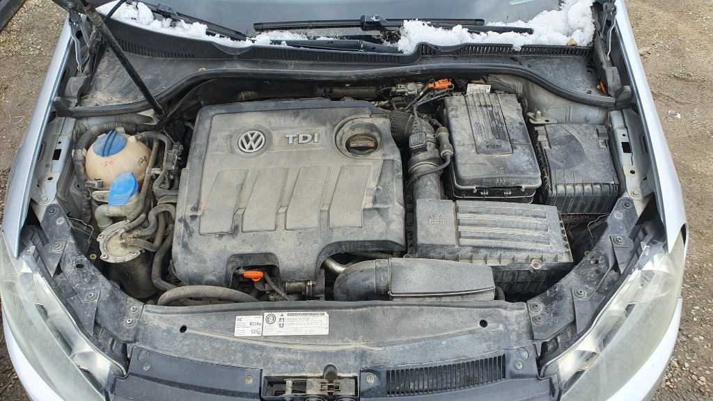 Dezmembrez VW Golf 6 1.6 tdi 2011