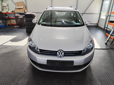 Dezmembrez Vw Golf 6 combi 1.6 Tdi CAY LA7W