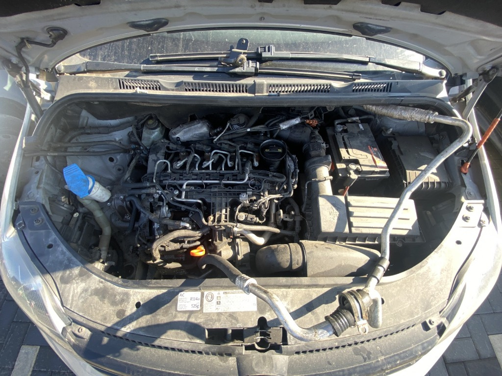 Dezmembrez VW Golf 6 Plus 1.6 TDI 2011, 