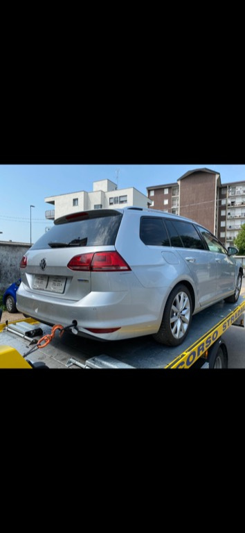 Dezmembrez vw golf 7 break din 2015 motor 1.6 tdi