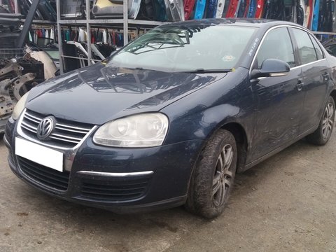 Dezmembrez VW Jetta an fabr. 2006, 2.0 d TDI PD