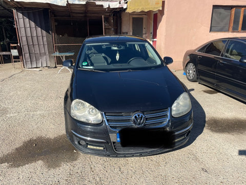 Dezmembrez vw jetta