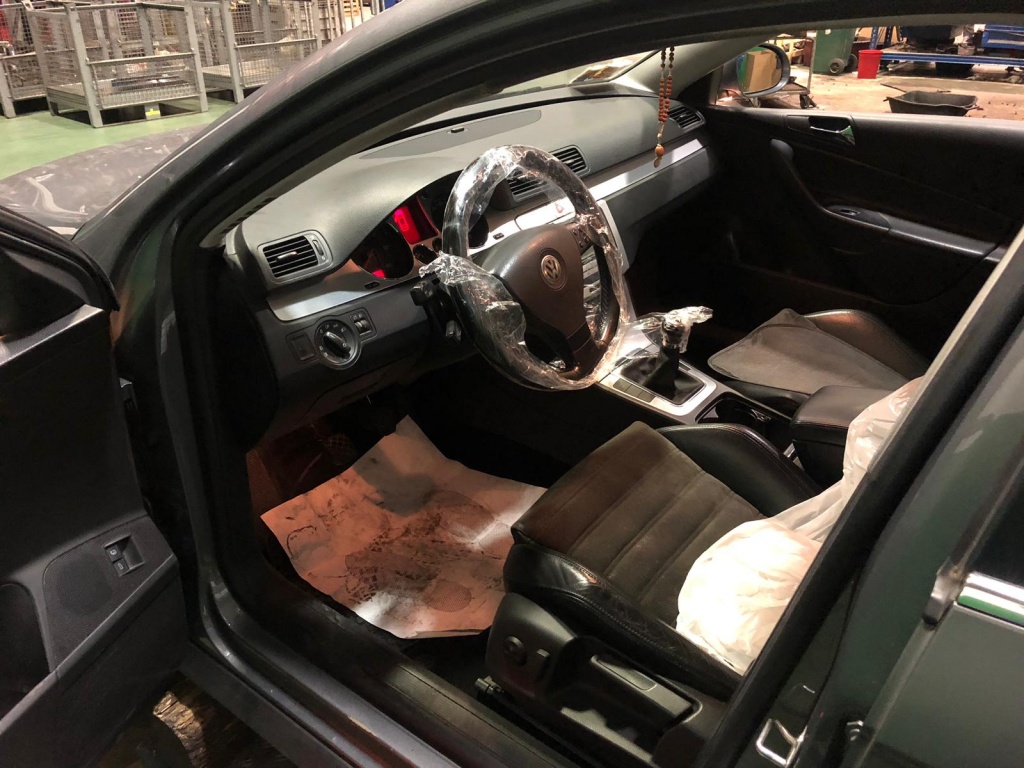 Dezmembrez VW Passat 3C , 2.0 TDI , an 2