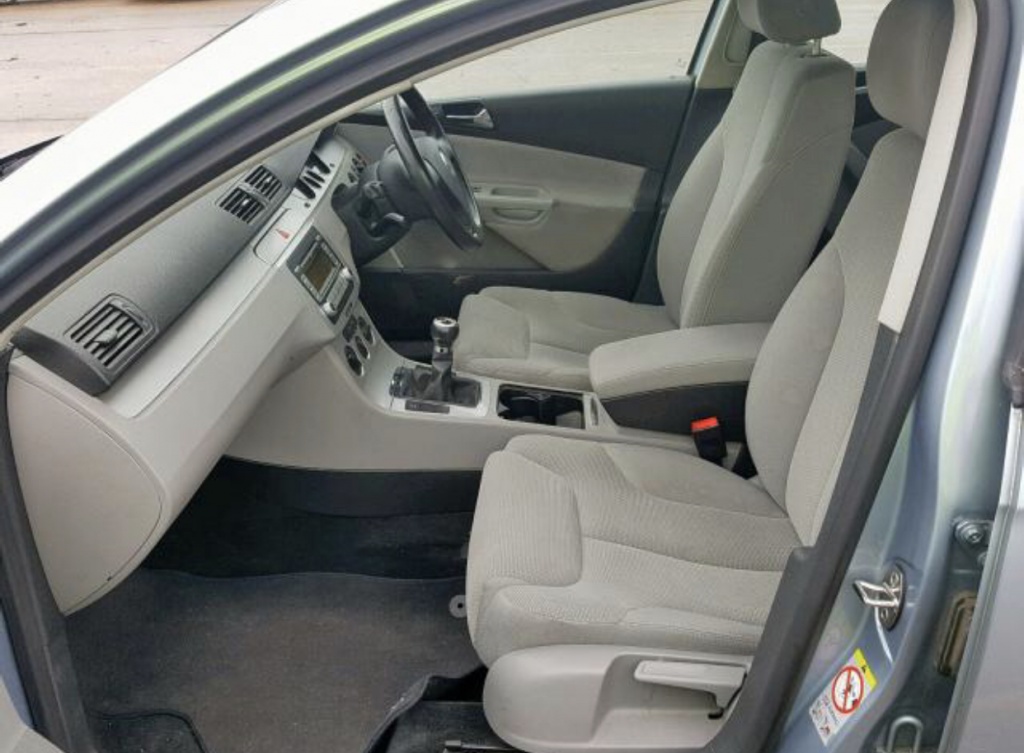 Dezmembrez VW Passat B6 2007 Brek 1.9 TD