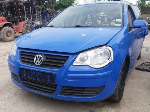 Dezmembrez VW POLO 9N an fabr. 2006, 1.2i 12 V