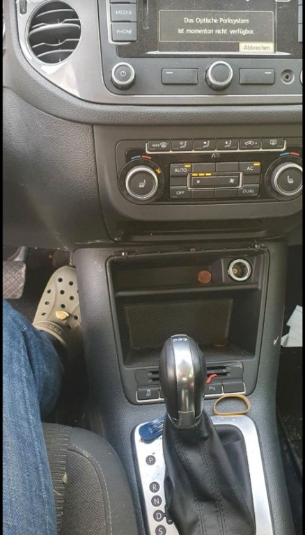 Dezmembrez VW Tiguan 2012
