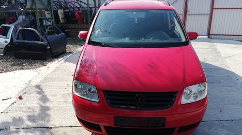 Dezmembrez Vw Touran 1.9 Tdi Bls