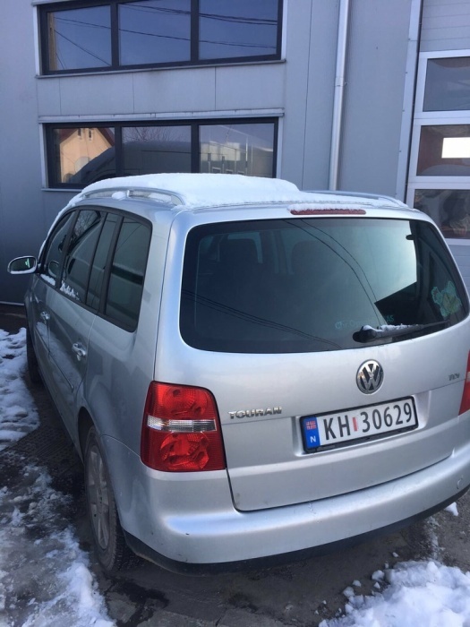 Dezmembrez vw touran 1,9 tdi cod motor BKC.an fab 2005