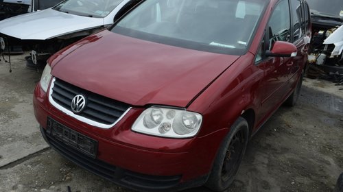 Dezmembrez VW Touran 2004 2.0 TDI