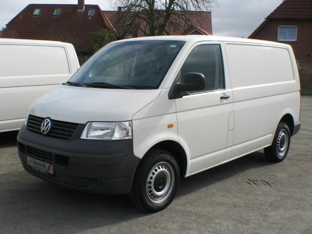 Dezmembrez VW Transporter 2007 T5 1.9 TDI