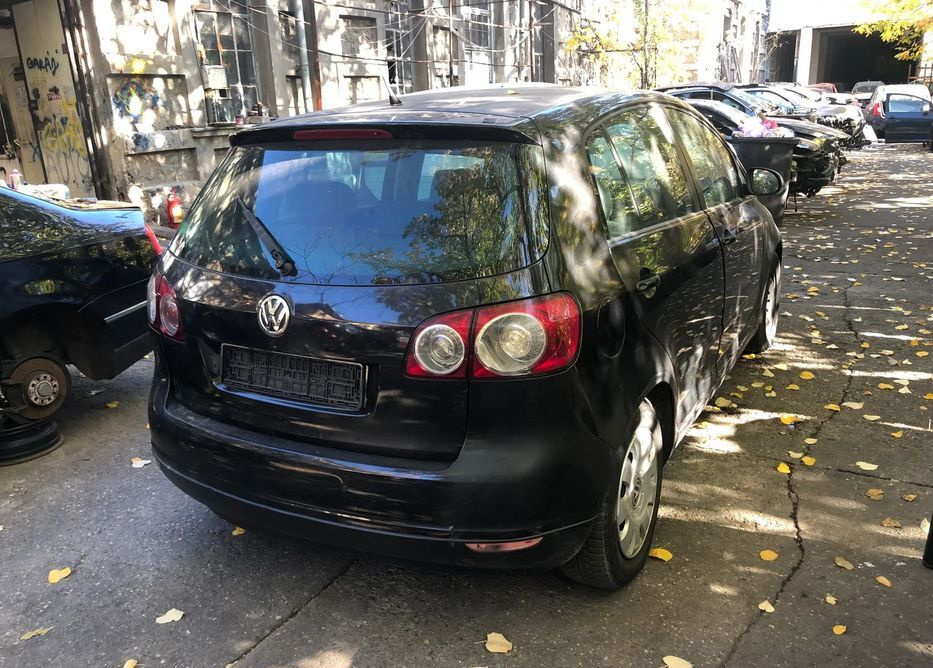 Dezmembrez VW Volkswagen Golf 5 plus neg