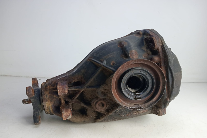 Diferential Grup spate A2303511808 Mercedes-Benz E