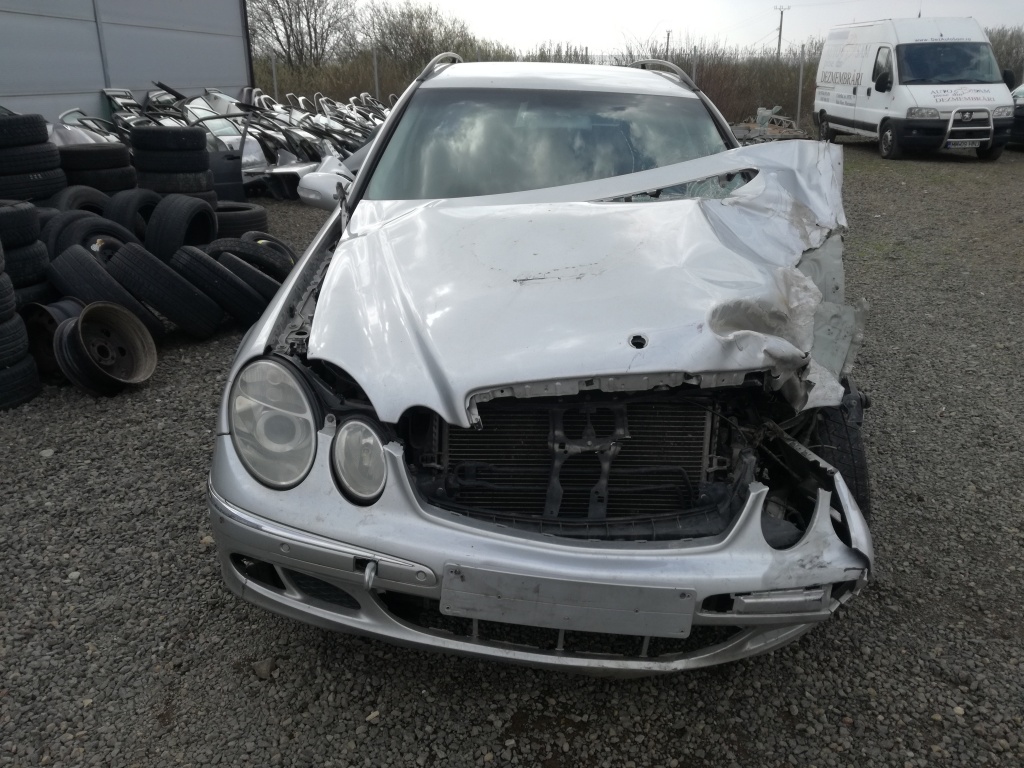 Diferential grup spate Mercedes E-Class W211 2003 E220 2.2 CDI