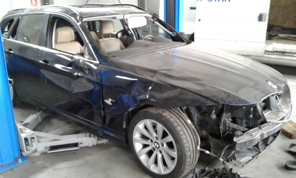 Difuzor bara spate BMW E91 2010 hatchbac