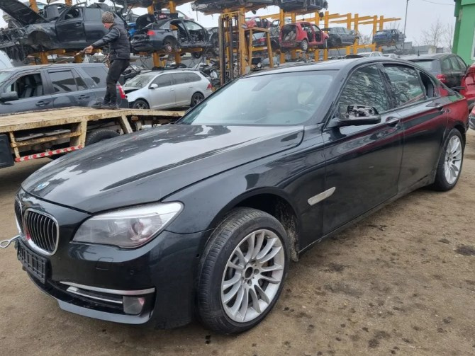Difuzor bara spate BMW F01 2015 Berlina 750 i xDrive 4.4 N63B44B