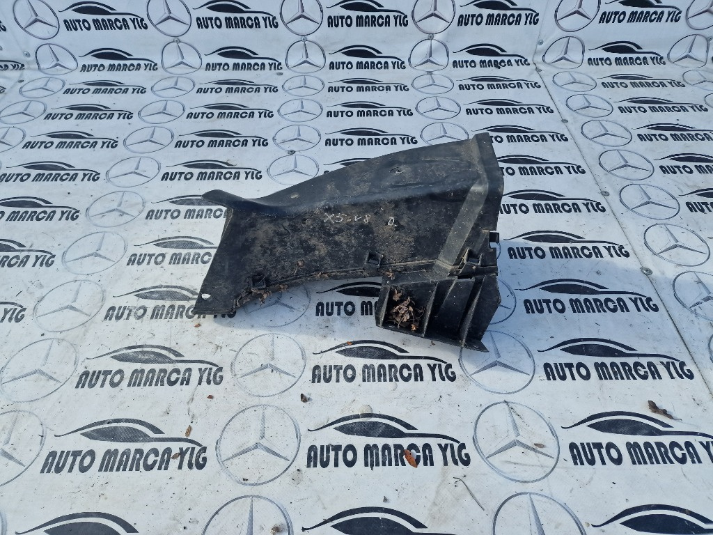 Difuzor captare aer dreapta cod 8402426 Bmw X5 E53
