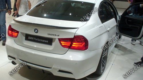 Difuzor ornament extensie bara spate BMW