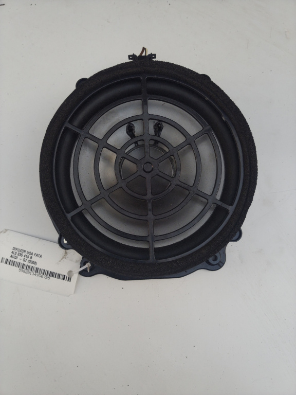 Difuzor usa fata bose Audi Q7 an 2008 cod piesa 4L