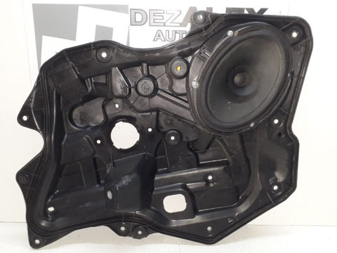 Difuzor usa stanga spate Mazda 3 2010 cod GS1E66960