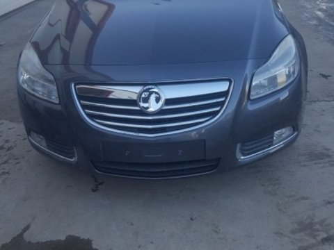 Din dezmembrari Opel insignia motor 2 2011