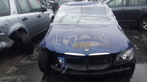 Din dezmembrari piese Bmw E90 an 2009 3.