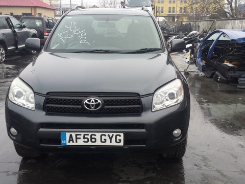 Din dezmembrari piese Toyota Rav 4 an 2006 2.2 diesel 136 cp