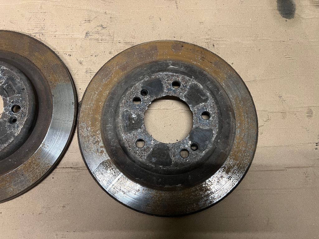 Discuri frana spate Hyundai I40 1.7 Crdi