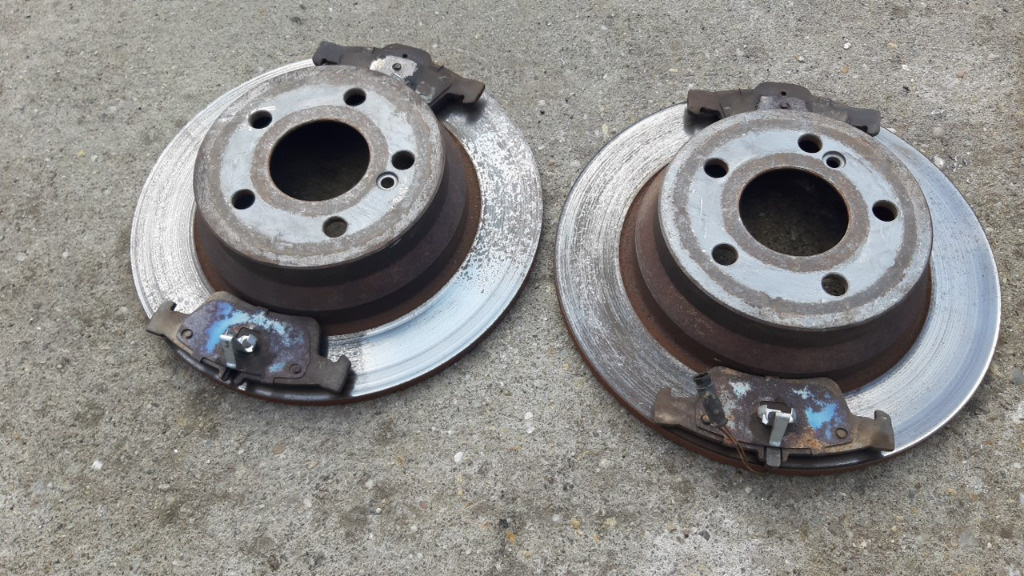 Discuri frana spate Mercedes E-Class W 212.