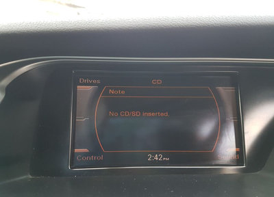 Display Afisaj Ecran MMI CD Player Navigatie Audi 