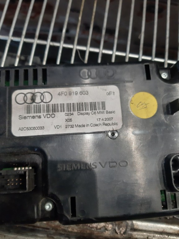 Display bord Audi A6 C6 cod 4f0919603