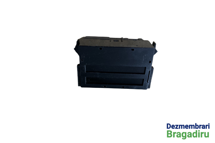 Display ceasuri bord Cod: 8D0919272 Audi A4 B5 [1994 - 1999] Sedan 1.8 AT (125 hp) ADR