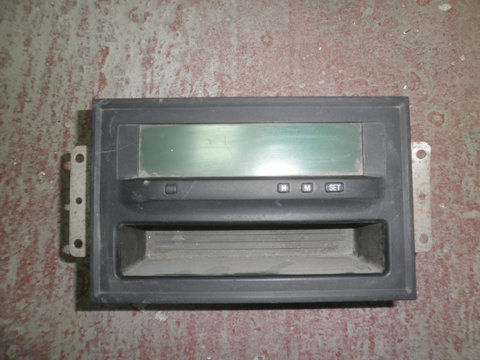 Display Central Mitsubishi Pajero MR532881