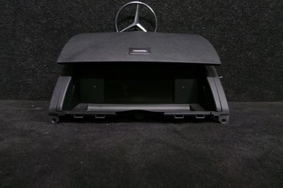 Display monitor pentru Mercedes-Benz C-class W204 